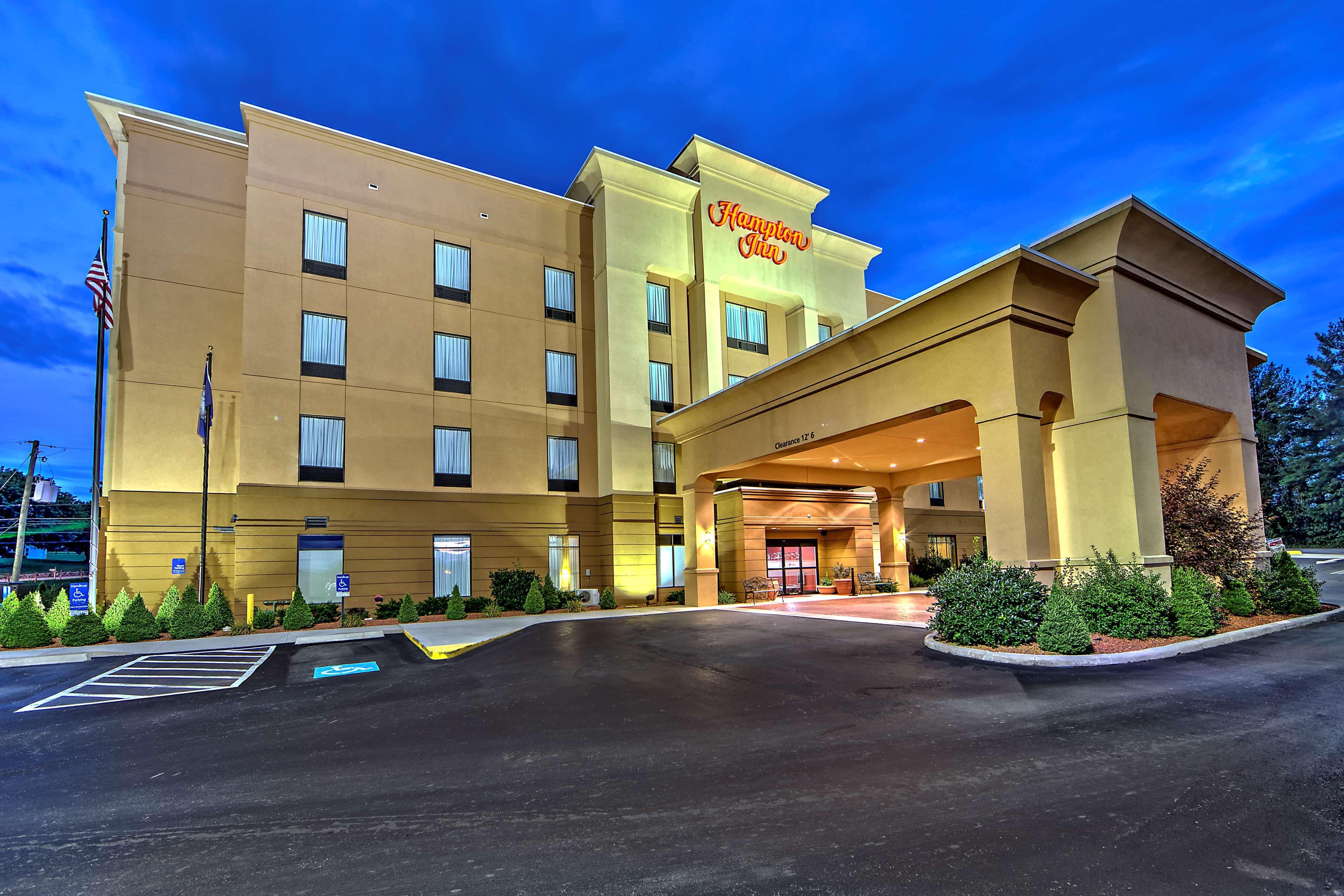 Hampton Inn Galax Exterior foto