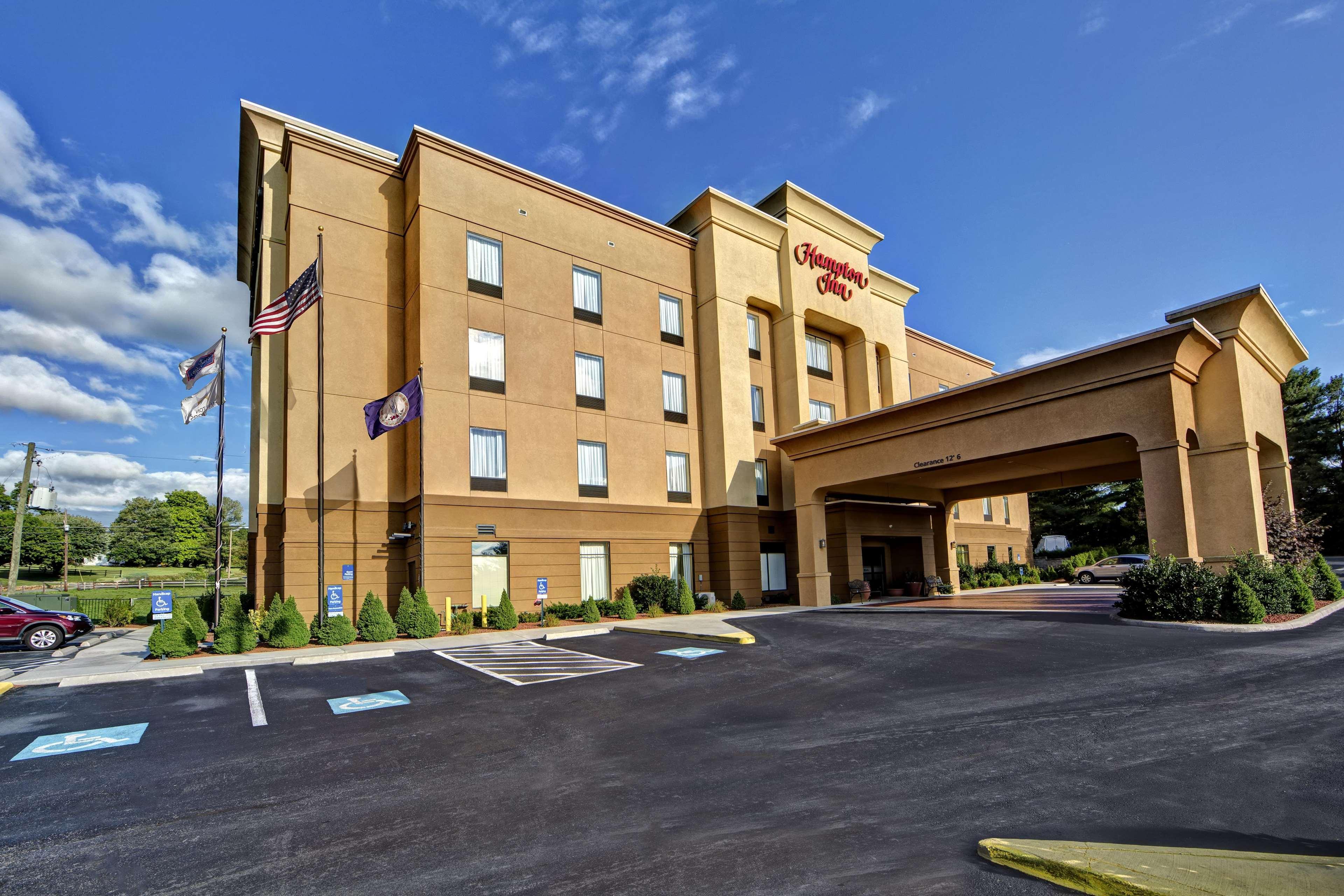 Hampton Inn Galax Exterior foto